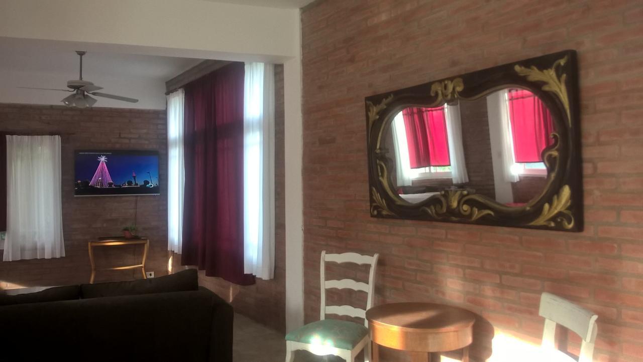Hosteria Aguas Claras Mina Clavero Kültér fotó