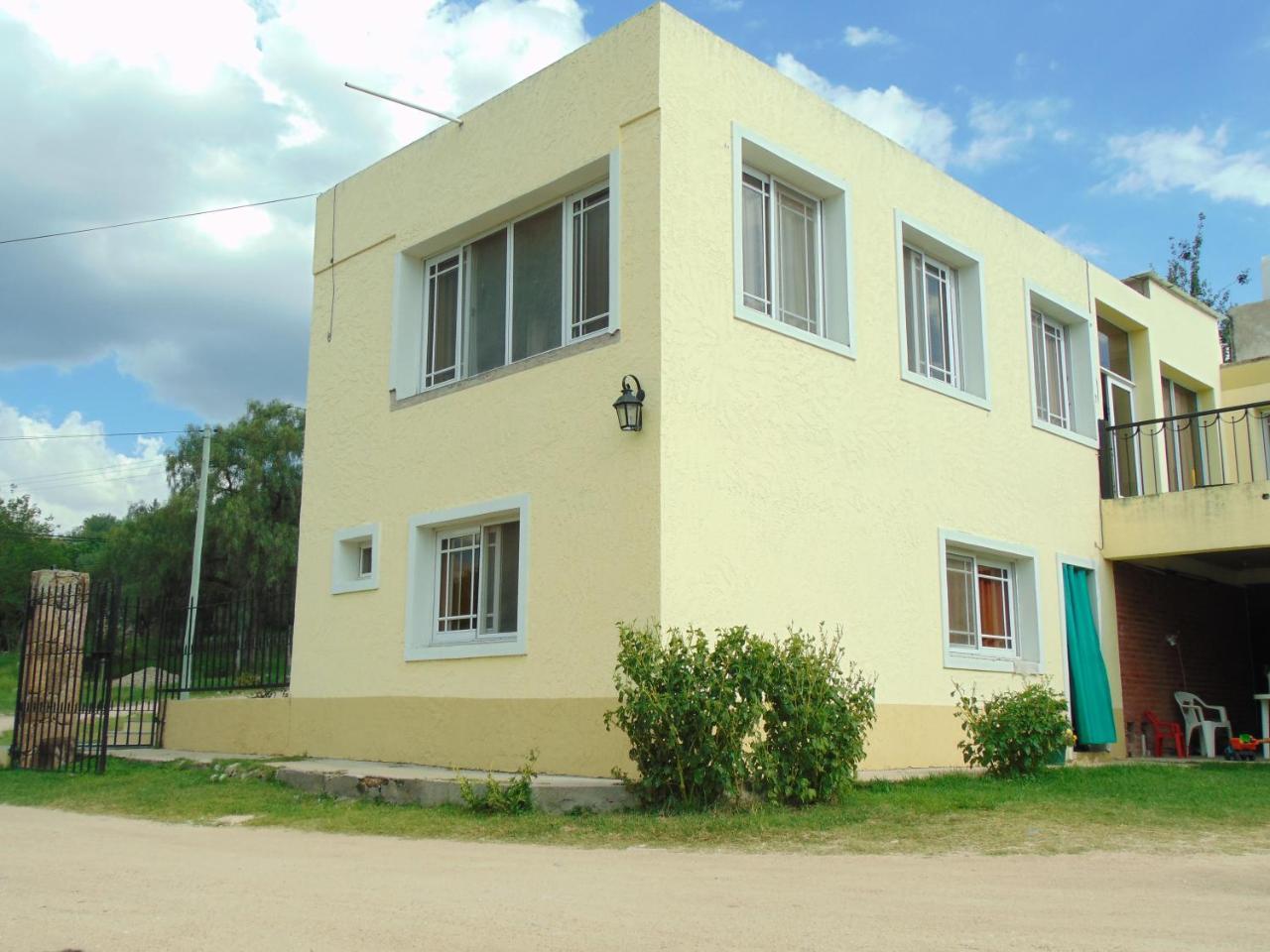 Hosteria Aguas Claras Mina Clavero Kültér fotó
